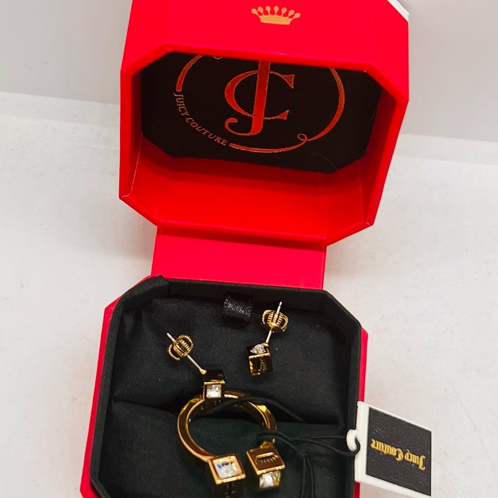 NWT Juicy Couture Gold Tone Cube Ring Size 7 & Earring Studs Set of 2 - Picture 9 of 13